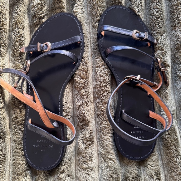 Sezane Shoes - Sézane Roxanne Leather Sandal Black US Size 8